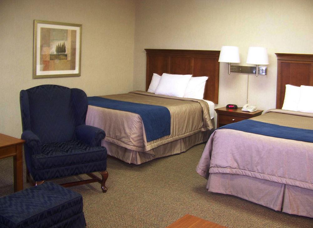 Super 8 By Wyndham Port Elgin Hotell Exteriör bild